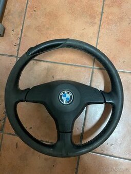 Bmw E30 E34 E36 tříramenný volant