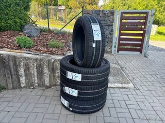 4ks 235/55 R19 Continental PremiumContact 6 105V XL FR