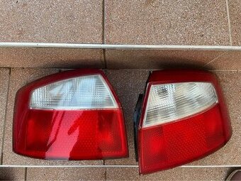 Zadní světla Audi A4 B6
