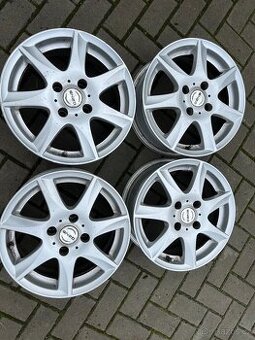 4x litá kola 4x108 R15