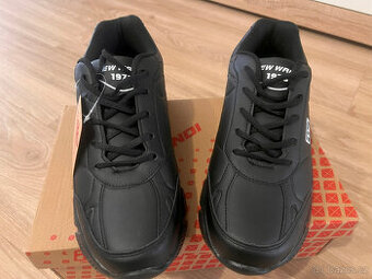 Nové boty New Wandi vel. 43-44.