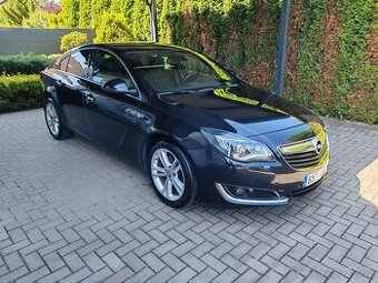 Opel Insignia hatchback 2.0 CDTi 120kW, r.v. 2015 + originál