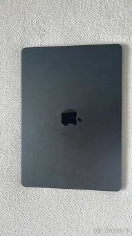 Prodám Apple MacBook Air 13,6” (2024)
