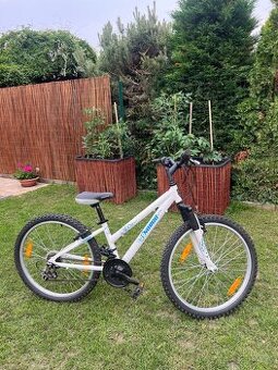 Dívčí cyklistické kolo