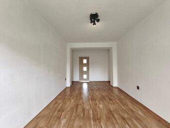 Prodej bytu 2+1, 49 m² – kompletní rekonstrukce, Jirkov