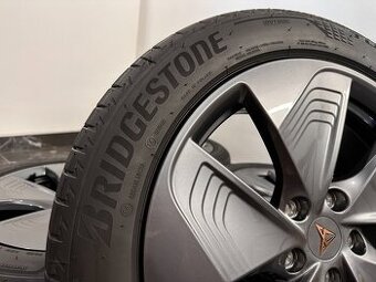 original cupra born r18 5x112 seat 10e601025n DPH