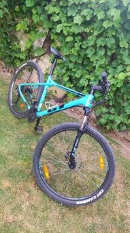 Horské kolo GT Avalanche 29