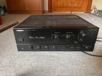 Pioneer A-757 zesilovač