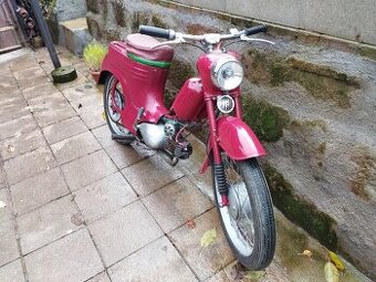Jawa Pionýr 555