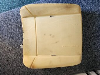 Škoda Favorit molitanová vložka opěradla předního sedadla