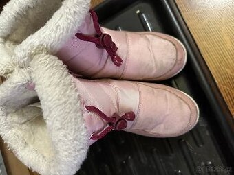 Prodám dětskou obuv