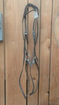 Uzdečky a otěže