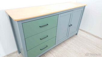 Šedozelená dřevěná komoda 150x80 cm Misti Marckeric