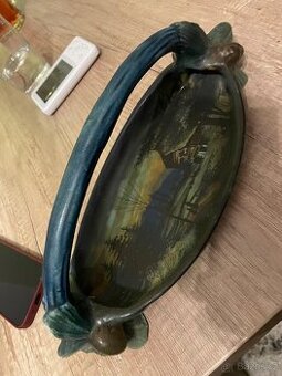 Keramická Majolikova mísa s uchem