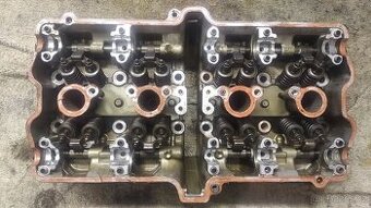 Suzuki GSX-R 750 (1985-87) - hlava válců