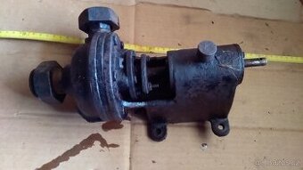 stará vodní pumpa - 1