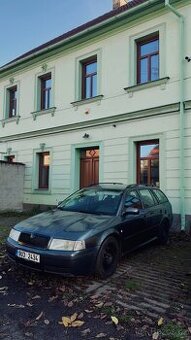 Octavia 1 combi 1.9 tdi 74 kw AXR