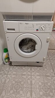 Pracka Whirlpool funkční