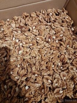 Loupné vlašké ořechy