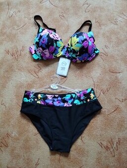 Dvoudílné plavky vel.46