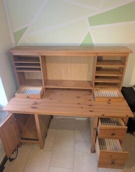 PSACÍ STŮL IKEA HEMNES
