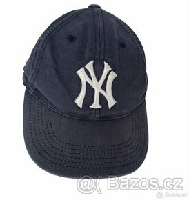 NY kšiltovka na 5-12 let,.
