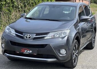 Toyota Rav4 2.0D D4D 4x4 KAMERA TEMPOMAT manuál 91 kw
