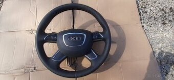 Audi Q7 nový volant+ airbag,výhřev DSG