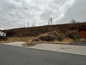 Prodej stavebního pozemku, 1275 m², ulice Jasná