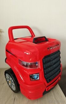 Bavy toys dílna pro automechanika, auto s motorem