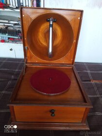 Unikátní starožitný gramofon PATHE v původním stavu r. 1915