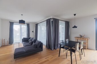 Prodej bytu 3+kk - 100m² - ulice Menclova/Dock