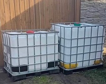 Kontrjnery IBC 600 l
