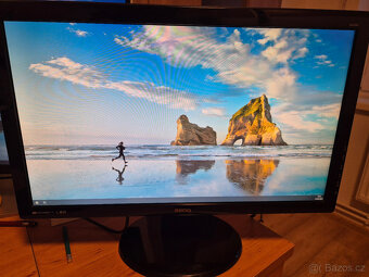 Monitor 22"