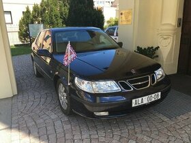 SAAB 9-5 z Pražského hradu - 1