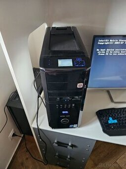 PC Dell - komplet bez HDD bedna je včetně barevného displeje - 1