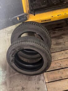 Zimní pneu 215/60R16