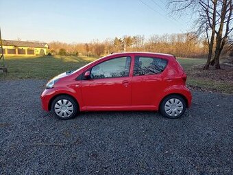 Aygo 1.0 Najeto: 58000km