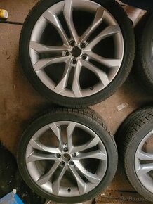 Audi R20 275/35