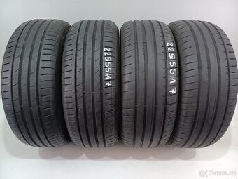 Letní pneu 225/55/17 Nexen+Dunlop