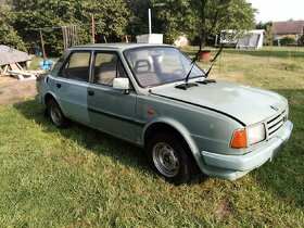Škoda 120