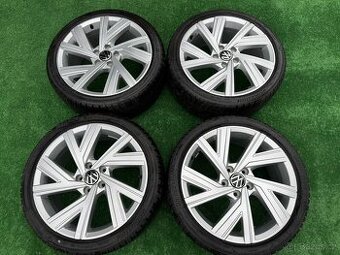 Originál alu kola VW Golf 8 5x112 R18 zimní zánovní