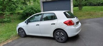 Prodáme Toyota Auris 2009