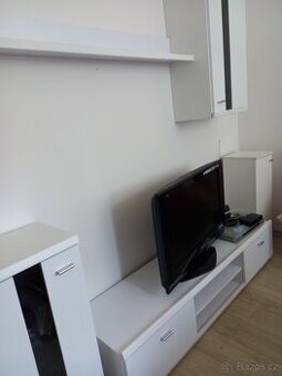 Bílá stěna