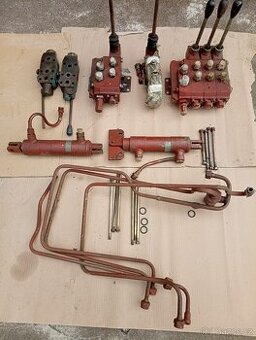 Prodám hydraulický rozvaděč - 1