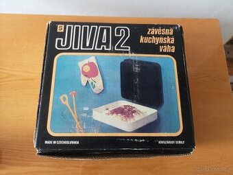 Závěsná kuchyňská váha retro