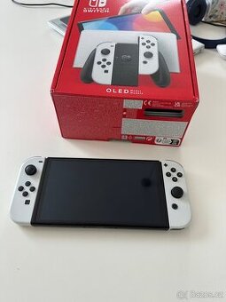 Nintendo Switch OLED + 256 GB paměťová karta - 1