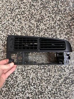 Mřížka ventilace VW Golf 3