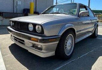 BMW E 30 325ix