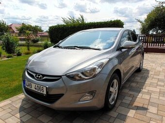 HYUNDAI ELANTRA 1.6 BA,PŮVOD ČR,1.MAJITEL,TAŽNÉ